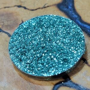 Pressed Glitter Eyeshadow